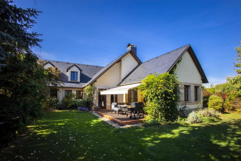 7 Bedroom Secluded Close To Prague Villa Říčany