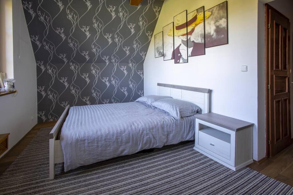 7 Bedroom Secluded Close To Prague * Říčany